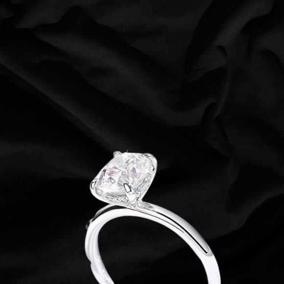 VVS1 Diamond 💎18k Plated 925, 2CT OVAL Moissanite DIAMOND W/HIDDEN HALO - Picture 8 of 9